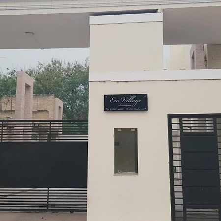 Sobrado 6 Amplo E Confortavel Em Condominio Corumba Bagian luar foto