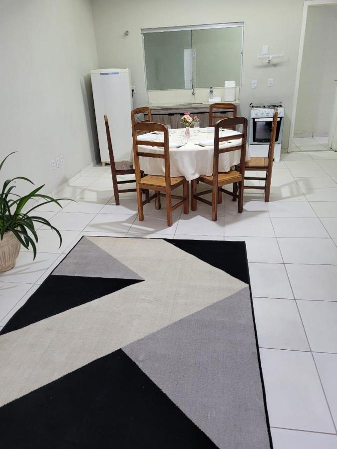 Sobrado 6 Amplo E Confortavel Em Condominio Corumba Bagian luar foto